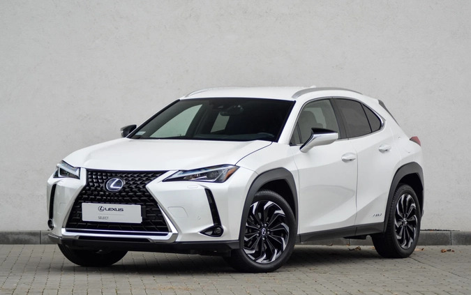 Lexus UX cena 144900 przebieg: 16566, rok produkcji 2020 z Kobylin małe 29